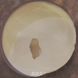 万圣节蜘蛛奶油戚风蛋糕的做法步骤：15