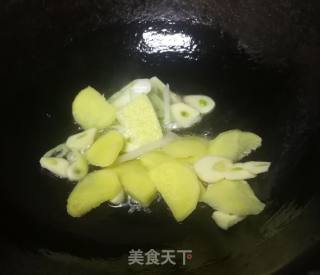 香辣牛肉面的做法步骤：4