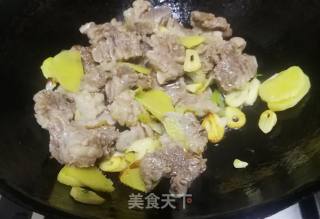 香辣牛肉面的做法步骤：5