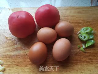 西红柿炒鸡蛋的做法步骤：1