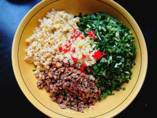 强烈推荐:平菇鸡蛋韭菜素饺的做法步骤：12