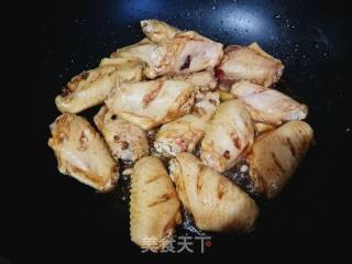 羊肚菌炖鸡翅中的做法步骤：7