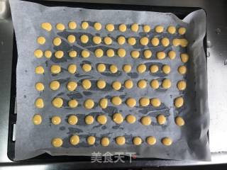 宝宝蛋黄溶豆的做法步骤：6