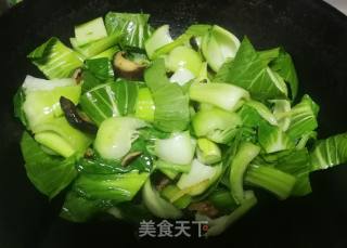 香菇油菜的做法步骤：4