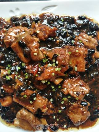 豆豉蒸排骨的做法步骤：1