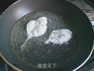 酥炒皮蛋的做法步骤：3