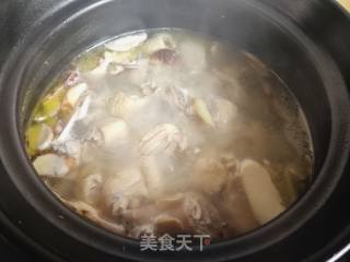 松茸鸡汤的做法步骤：12