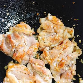 蒜香酱汁鸡的做法步骤：9