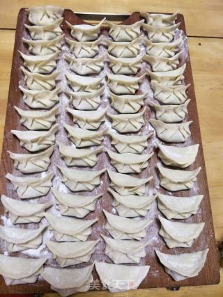 鲜虾青菜鲜肉饺子的做法步骤：7
