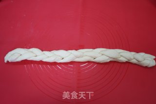 酸奶辫子面包的做法步骤：9
