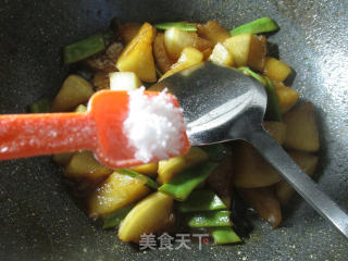 油豆角烧萝卜的做法步骤：9