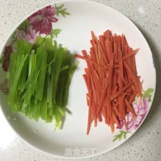鱼香肉丝的做法步骤：8