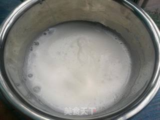 香蕉戚风蛋糕的做法步骤：5