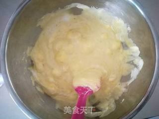 香蕉戚风蛋糕的做法步骤：13
