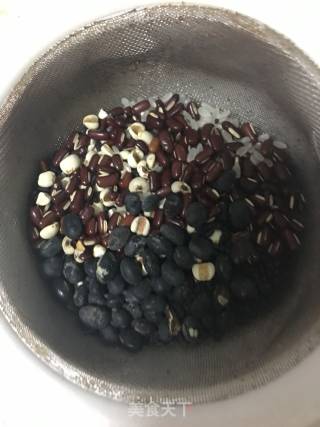 杂粮米糊的做法步骤：1