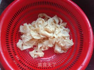 土豆肉丝炒豆油皮的做法步骤：2