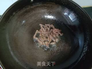 土豆肉丝炒豆油皮的做法步骤：6