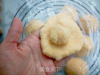 南瓜椰蓉面包的做法步骤：6