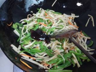青椒蚝油杏鲍菇的做法步骤：12