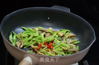 四季豆炒肉的做法步骤：5