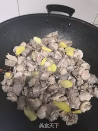 鸭焖莲藕的做法步骤：5