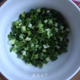 香葱炒蛋的做法步骤：2