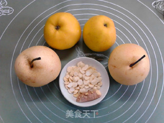 苹果雪梨杏仁生姜汤的做法步骤：1