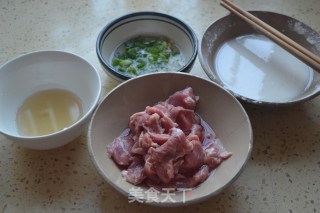 酥熘牛肉的做法步骤：1