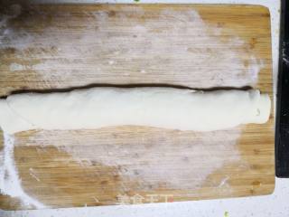 葱花饼的做法步骤：4