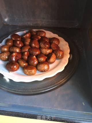 微波炉版糖炒栗子的做法步骤：11