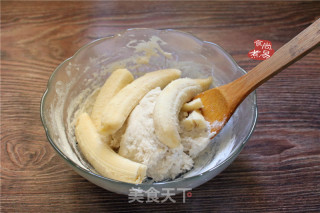 香蕉糯米饼的做法步骤：3