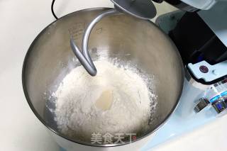 全麦牛奶软欧的做法步骤：1