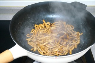肉丝圆白菜炖粉条的做法步骤：7