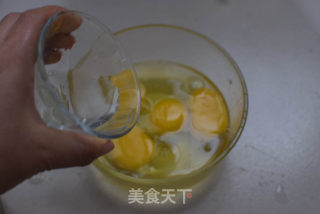 益智健脑蚕豆炒蛋的做法步骤：1