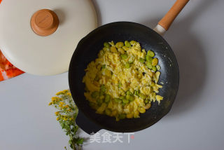 益智健脑蚕豆炒蛋的做法步骤：8