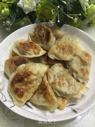 煎剩饺子的做法步骤：5