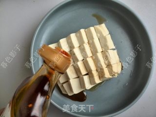 虾皮拌豆腐的做法步骤：4