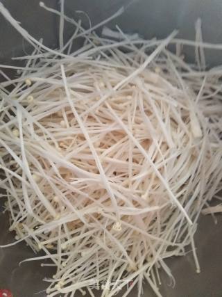 凉拌烧烤金针菇的做法步骤：1