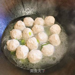 青菜炒牛肉丸的做法步骤：6