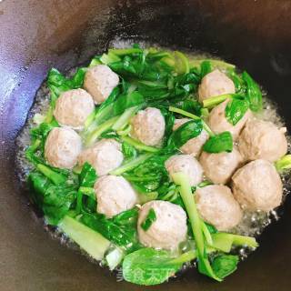 青菜炒牛肉丸的做法步骤：7