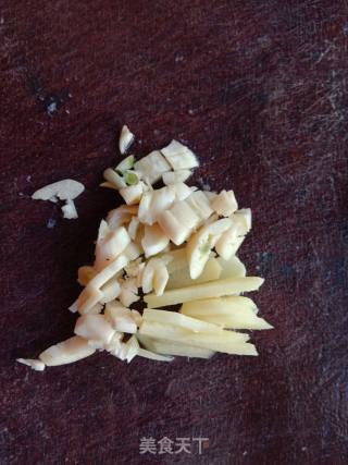 青红椒洋葱炒肉的做法步骤：9