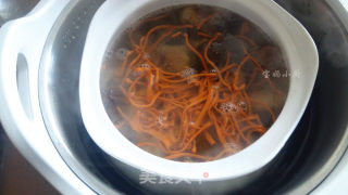 虫草花老鸭汤的做法步骤：6
