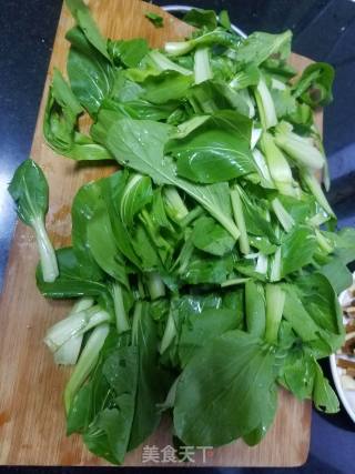 “豆腐”油菜炒豆干的做法步骤：2