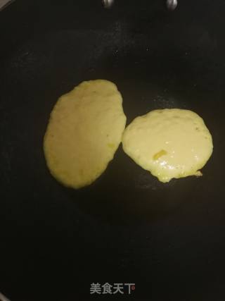 玉米饼子的做法步骤：3