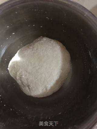 蔓越莓果干辫子包的做法步骤：2