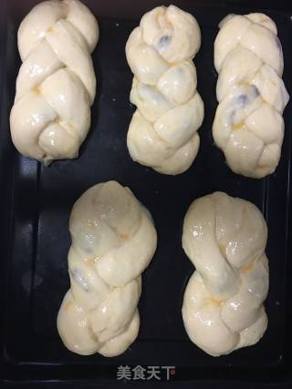 蔓越莓果干辫子包的做法步骤：13