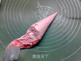 泡泡浴洗澡娃娃裱花蛋糕的做法步骤：13