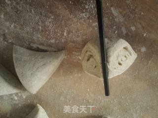 黑豆渣花卷的做法步骤：5