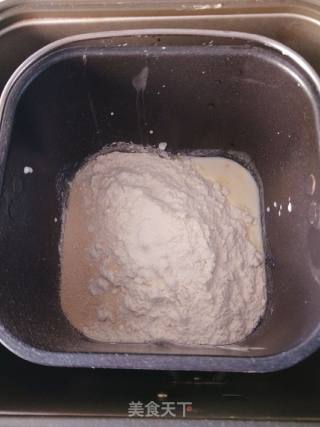 创意网皮面包的做法步骤：2