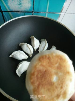 茴香煎饺的做法步骤：9